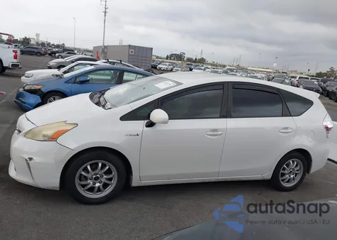 2013 Toyota Prius V Two из США, поврежденный, VIN JTDZN3EU2D3193939